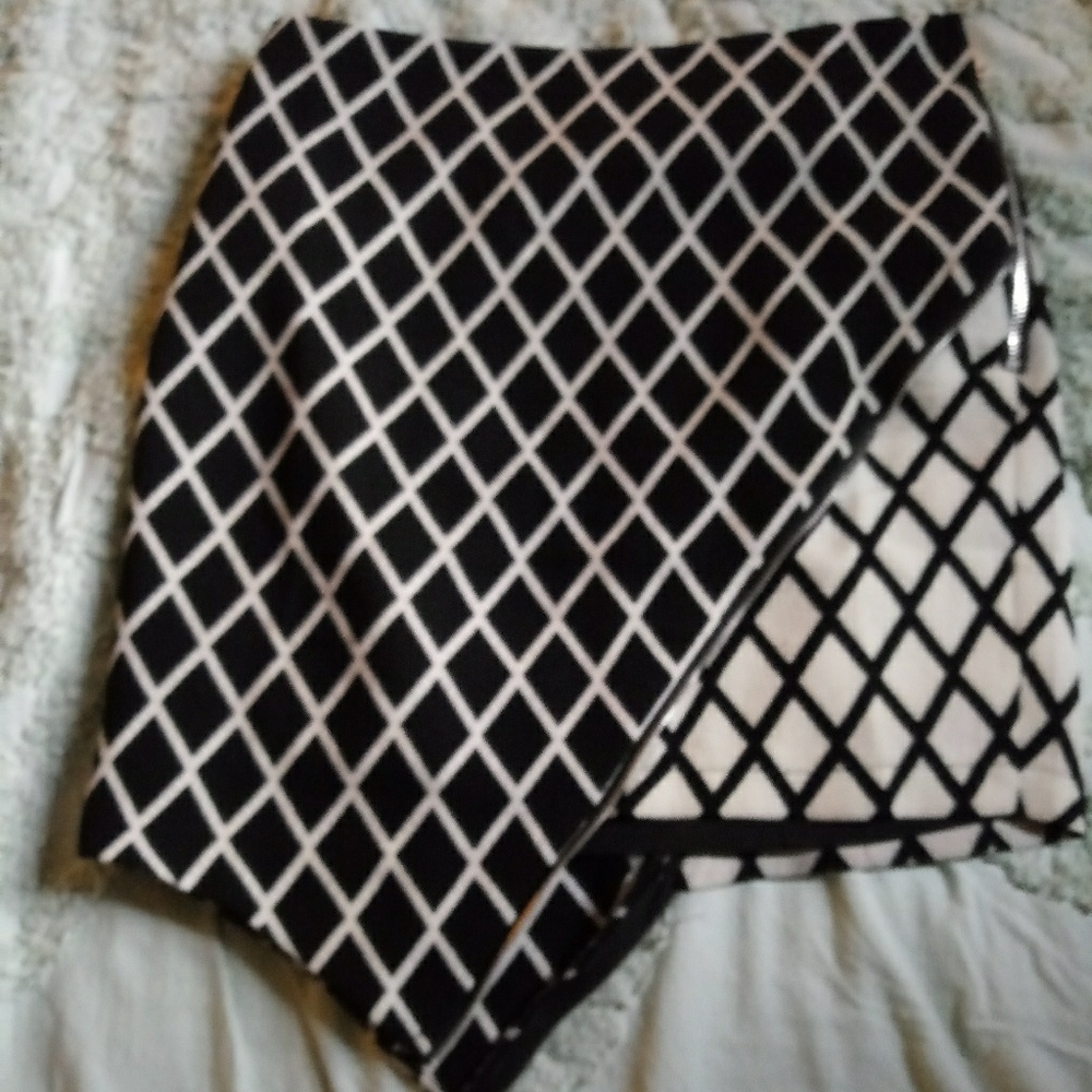 Mika & Gala Skirt